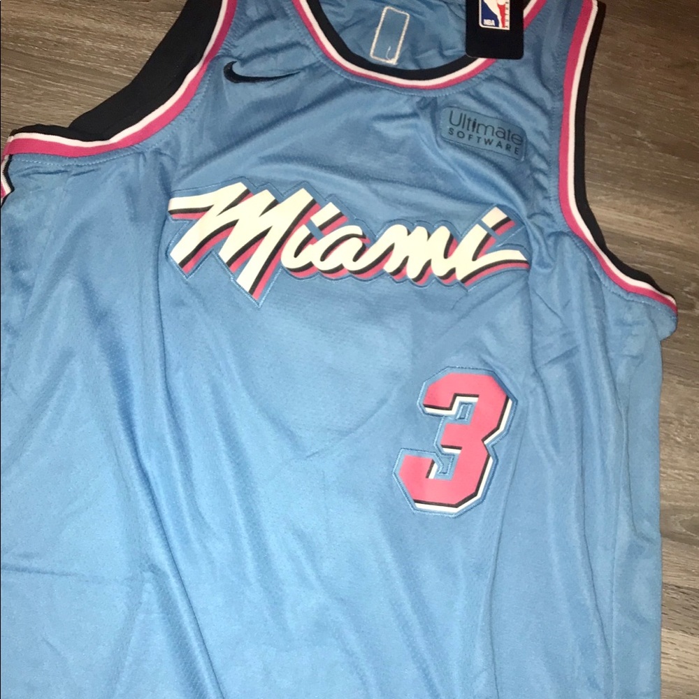 Dwayne Wade Jersey NWT